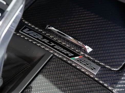 Used 2024 Maserati Levante Trofeo image 36