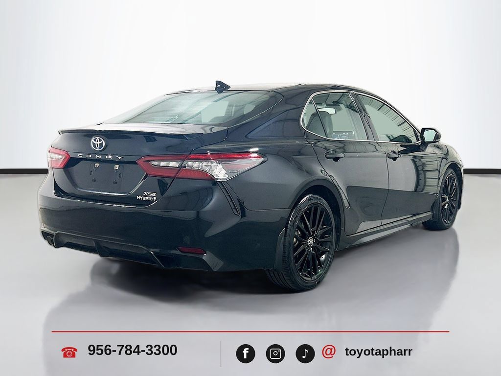 Used 2024 Toyota Camry XSE w/ Cold Weather Package FWD image 3