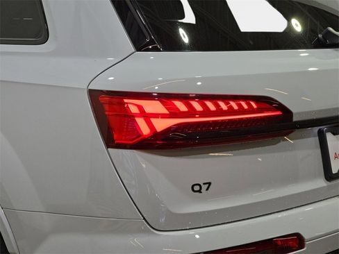 Certified 2025 Audi Q7 2.0T Premium Plus w/ Premium Plus Package image 34