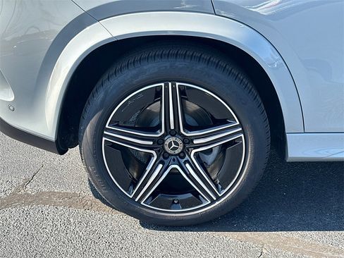 Certified 2025 Mercedes-Benz GLE 350 4MATIC image 19