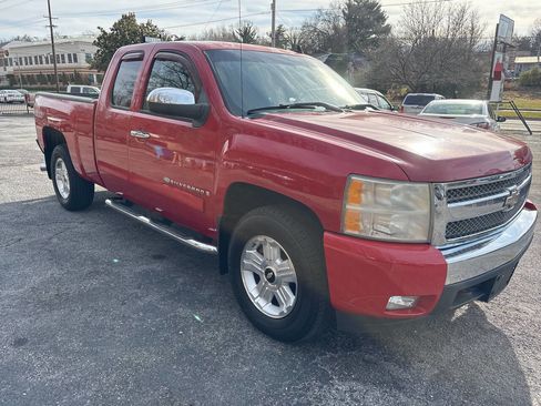 Used 2008 Chevrolet Silverado 1500 LT w/ Power Pack Plus image 4
