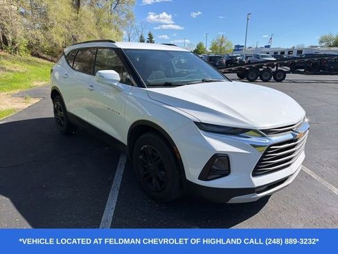 Used 2020 Chevrolet Blazer LT FWD image 2