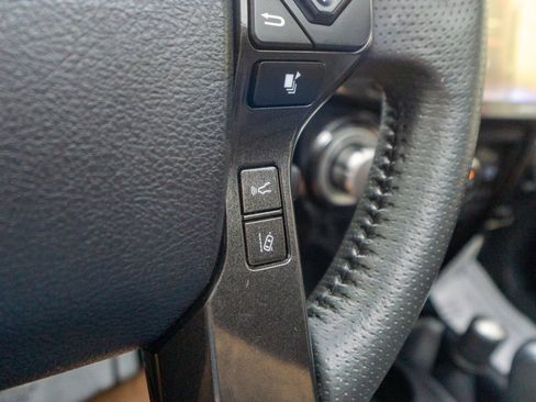 Used 2021 Toyota 4Runner Venture w/ Moonroof Package image 22