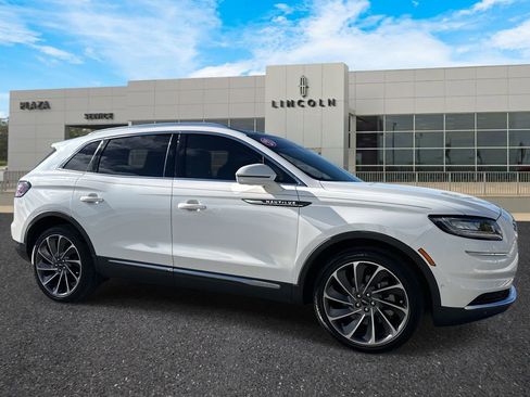 Used 2021 Lincoln Nautilus Reserve w/ Equipment Group 201A image 1