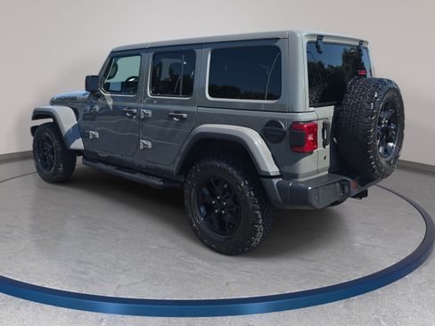 Used 2018 Jeep Wrangler Unlimited Sahara w/ Quick Order Package 24M Moab AWD/4WD image 7