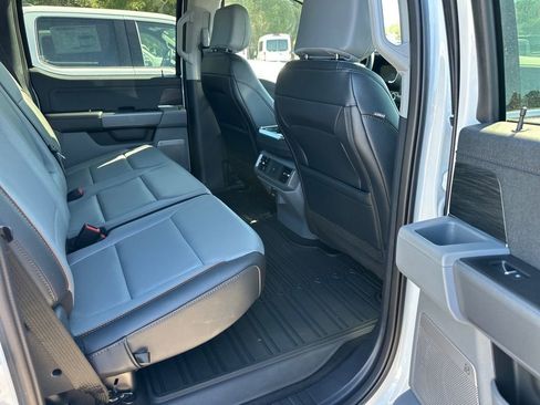 New 2025 Ford F150 Lariat w/ Equipment Group 501A Mid image 14