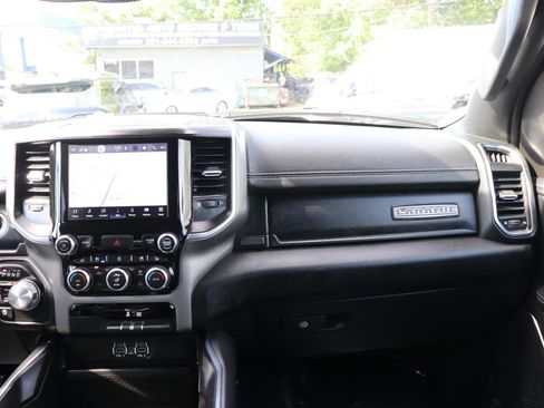 Used 2024 RAM 1500 Laramie AWD/4WD image 18