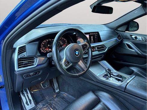 Used 2020 BMW X6 M50i image 6