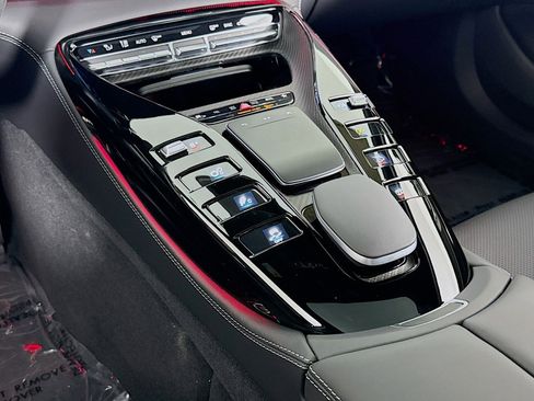 New 2026 Mercedes-Benz AMG GT 43 image 5