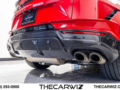 Used 2023 Lamborghini Urus Performante AWD/4WD image 34