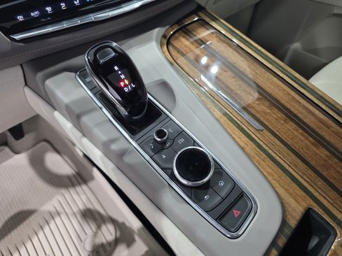 Used 2022 Cadillac Escalade Sport Platinum RWD image 20