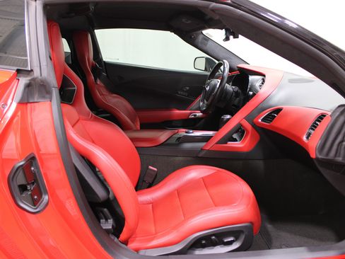 Used 2015 Chevrolet Corvette Z51 3LT w/ 3LT Preferred Equipment Group image 27