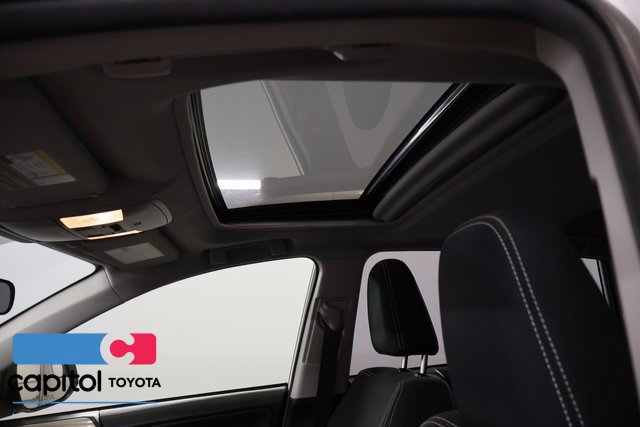 Used 2016 Toyota RAV4 XLE AWD/4WD image 12