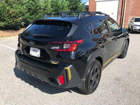 Used 2025 Subaru Crosstrek 2.5i Sport AWD/4WD image 8