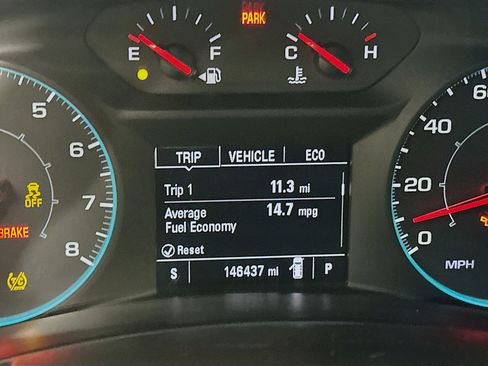 Used 2019 Chevrolet Equinox LS image 18