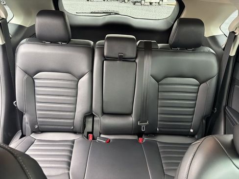 Used 2024 Ford Edge SEL w/ Convenience Package image 21