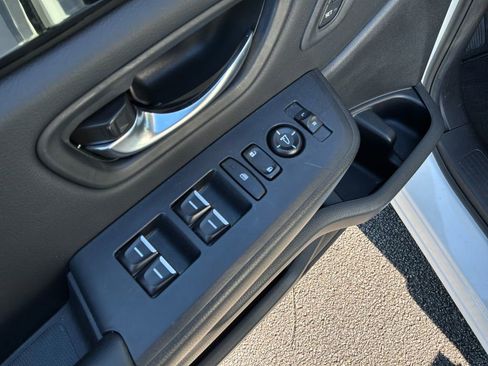 Used 2023 Honda Pilot EX-L image 16