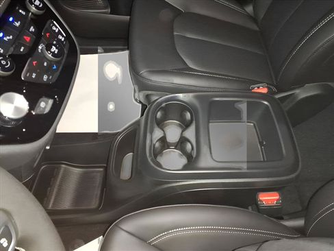 New 2026 Chrysler Pacifica Select FWD image 10
