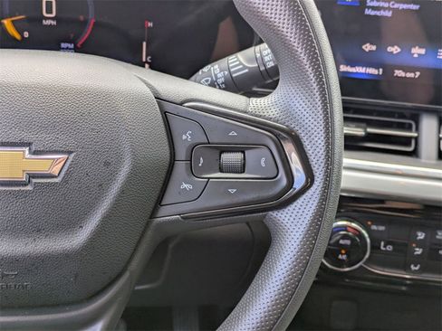 Used 2024 Chevrolet Trax LT image 21
