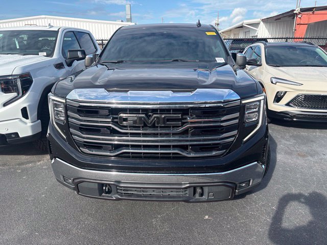 Used 2023 GMC Sierra 1500 SLT RWD image 2