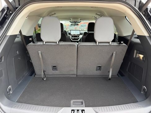 New 2026 Ford Explorer Active w/ Active Comfort Package RWD image 10