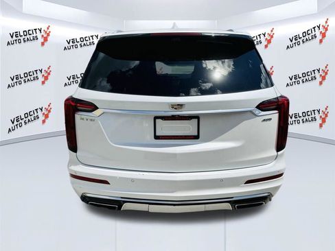 Used 2020 Cadillac XT6 Premium Luxury FWD image 4