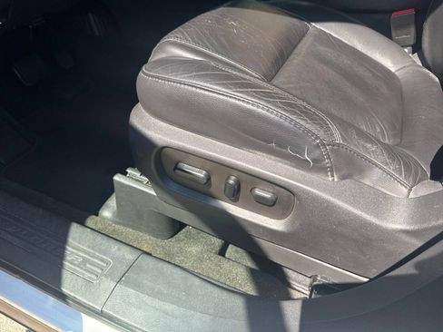 Used 2013 Ford Explorer XLT AWD/4WD image 21
