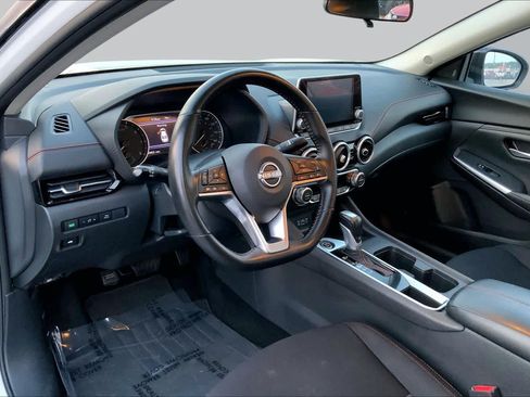 Used 2025 Nissan Sentra SR w/ Midnight Edition FWD image 16
