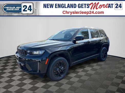 New 2026 Jeep Grand Cherokee Altitude AWD/4WD image 1