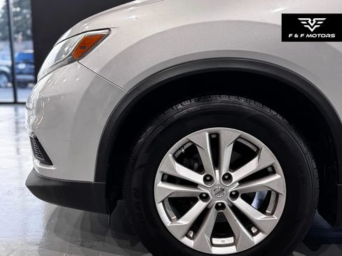 Used 2015 Nissan Rogue SV w/ SV Premium Package FWD image 7