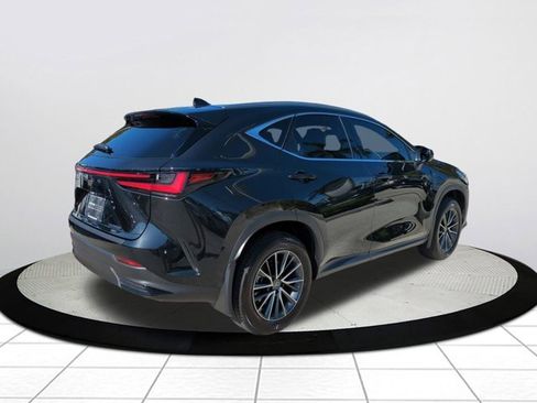 Used 2025 Lexus NX 300h AWD w/ Luxury Package image 3