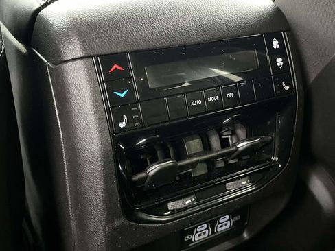 Used 2021 Jeep Grand Cherokee L Limited image 20