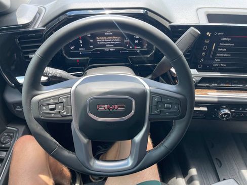 Used 2025 GMC Sierra 1500 Elevation w/ LPO, Elevation Black Package RWD image 12