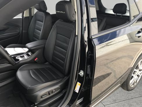 Certified 2023 GMC Terrain Denali w/ Denali Premium Package AWD/4WD image 14