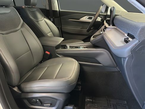 New 2026 Ford Explorer Active w/ Active Comfort Package AWD/4WD image 23