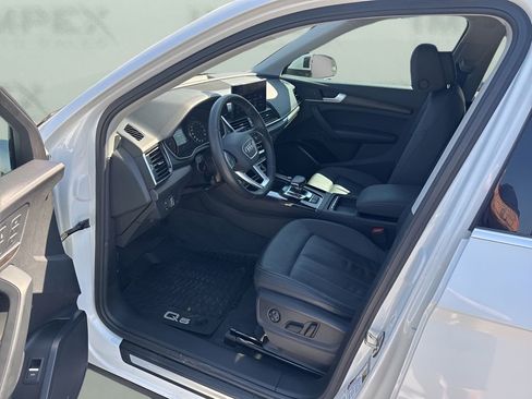 Used 2021 Audi Q5 2.0T Premium w/ Convenience Package AWD/4WD image 10