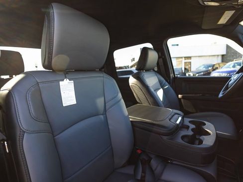 New 2026 RAM 2500 Tradesman AWD/4WD image 30