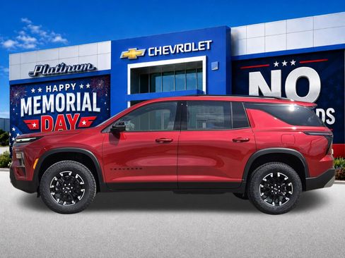 New 2026 Chevrolet Traverse Z71 w/ Driver Confidence Package AWD/4WD image 3