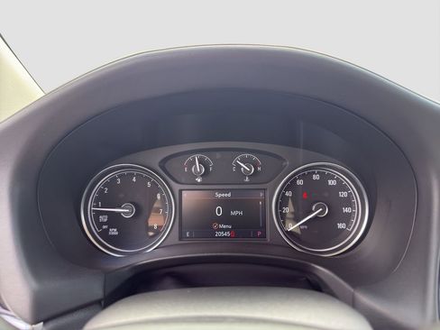 Used 2023 Buick Enclave Essence w/ Experience Buick Package FWD image 8