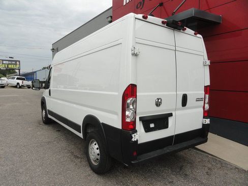 Used 2023 RAM ProMaster 2500 FWD image 5
