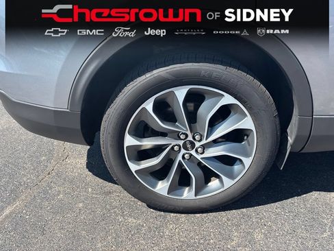 Used 2023 Lincoln Nautilus Reserve AWD/4WD image 11