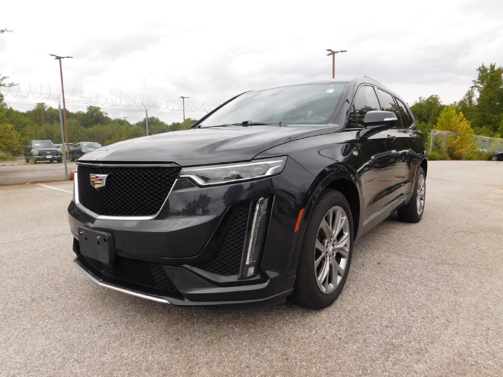 Used 2020 Cadillac XT6 Sport w/ Platinum Package AWD/4WD image 3
