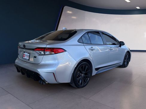 Used 2023 Toyota Corolla SE image 5