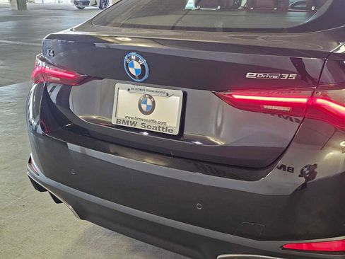 Used 2023 BMW i4 eDrive35 w/ Premium Package RWD image 6