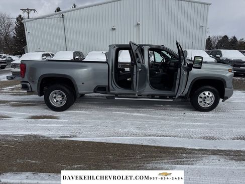 Used 2024 Chevrolet Silverado 3500 High Country w/ High Country Premium Package image 35
