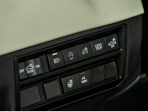 Used 2023 Toyota Tundra 1794 Edition image 15