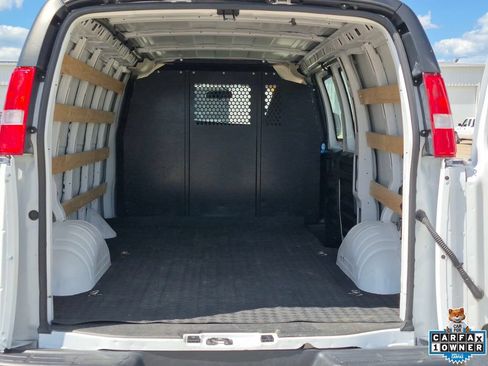 Certified 2024 GMC Savana 2500 w/ Driver Convenience Package RWD image 20