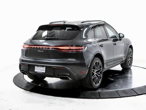 Used 2025 Porsche Macan image 7