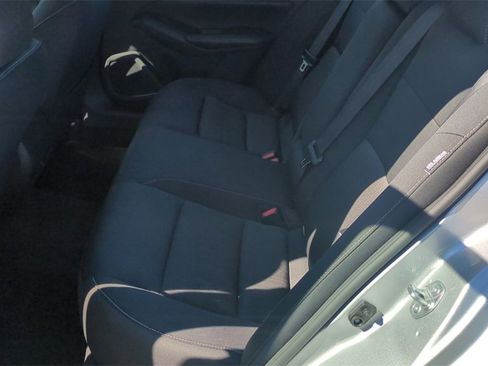 Used 2024 Nissan Altima 2.5 SV image 13