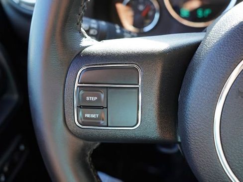 Certified 2016 Jeep Wrangler Unlimited Sahara image 27